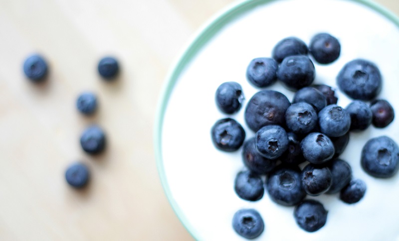 blueberries and Greek yogur
