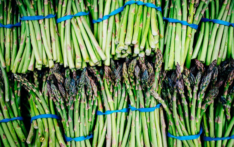 Bunches of fresh asparagus 