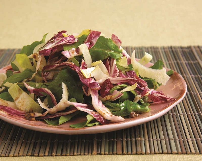 simple tricolor salad with italian vinaigrette dressing 