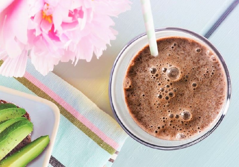 protein chocolate shake for a healthy new year