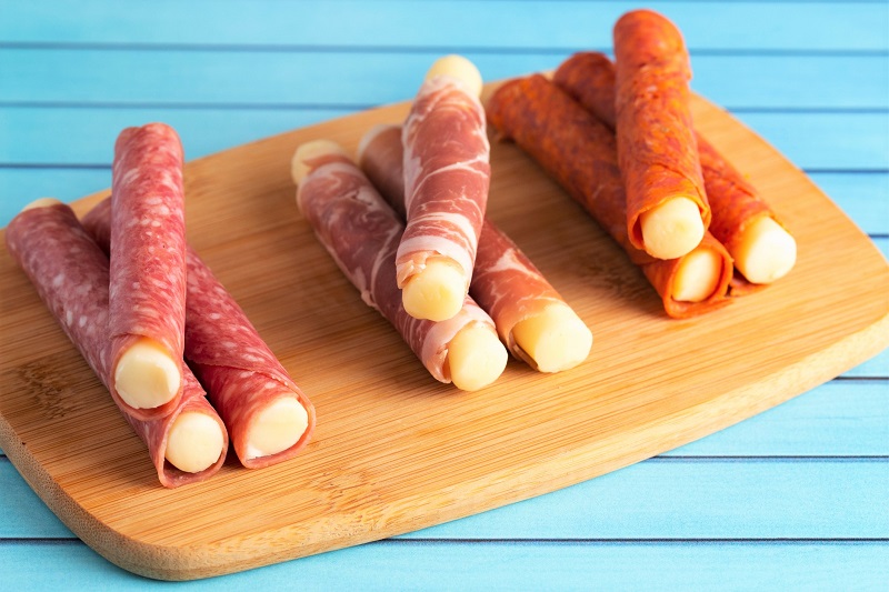 cured deli meat and cheese roll-ups