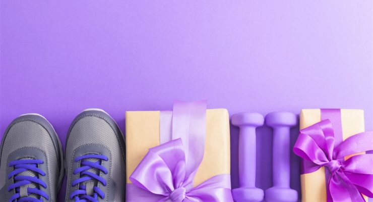 holiday exercise gift ideas for health-conscious friend or family member